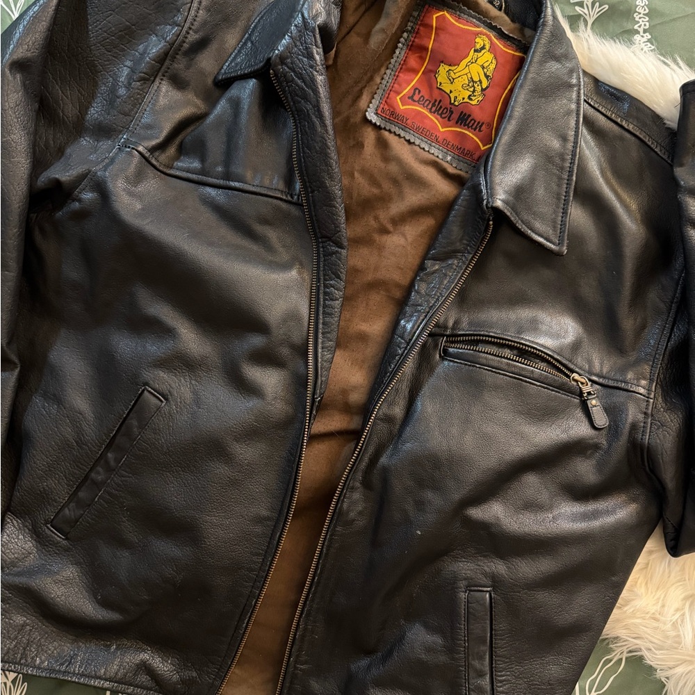 REALLY COOL BLACK GENUINE LEATHER MENS JACKET VINTAGE ADJUSTABLE UNISEX OVERSIZE - Picture 6 of 9